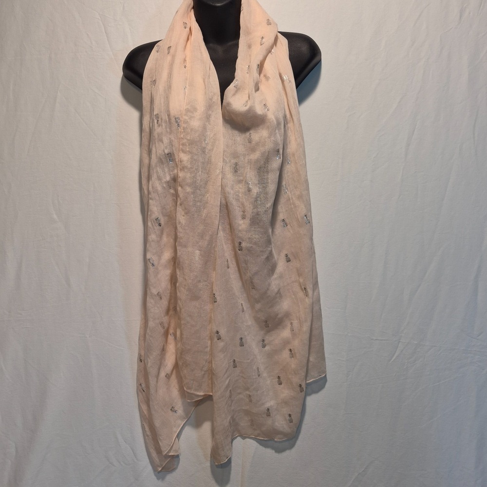 SOLITAIRE Oblong Rectangle Peach Scarf With Silver Metallic Pineapples 76x24"